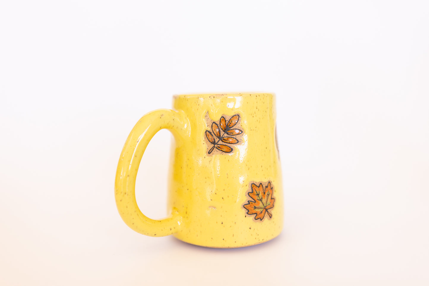 MUG 52/86 FALL LEAVES