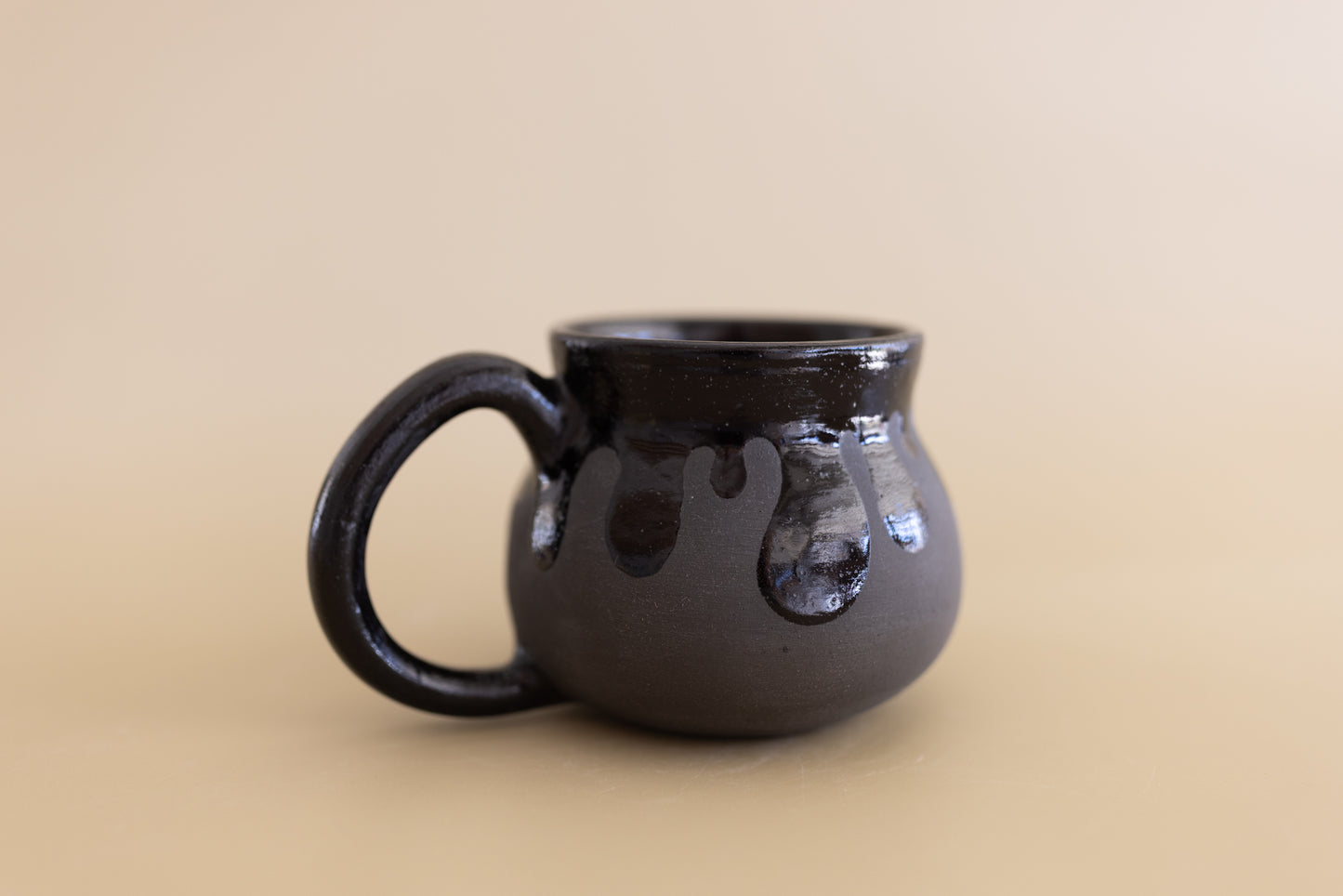MUG 83/86 CAULDRON