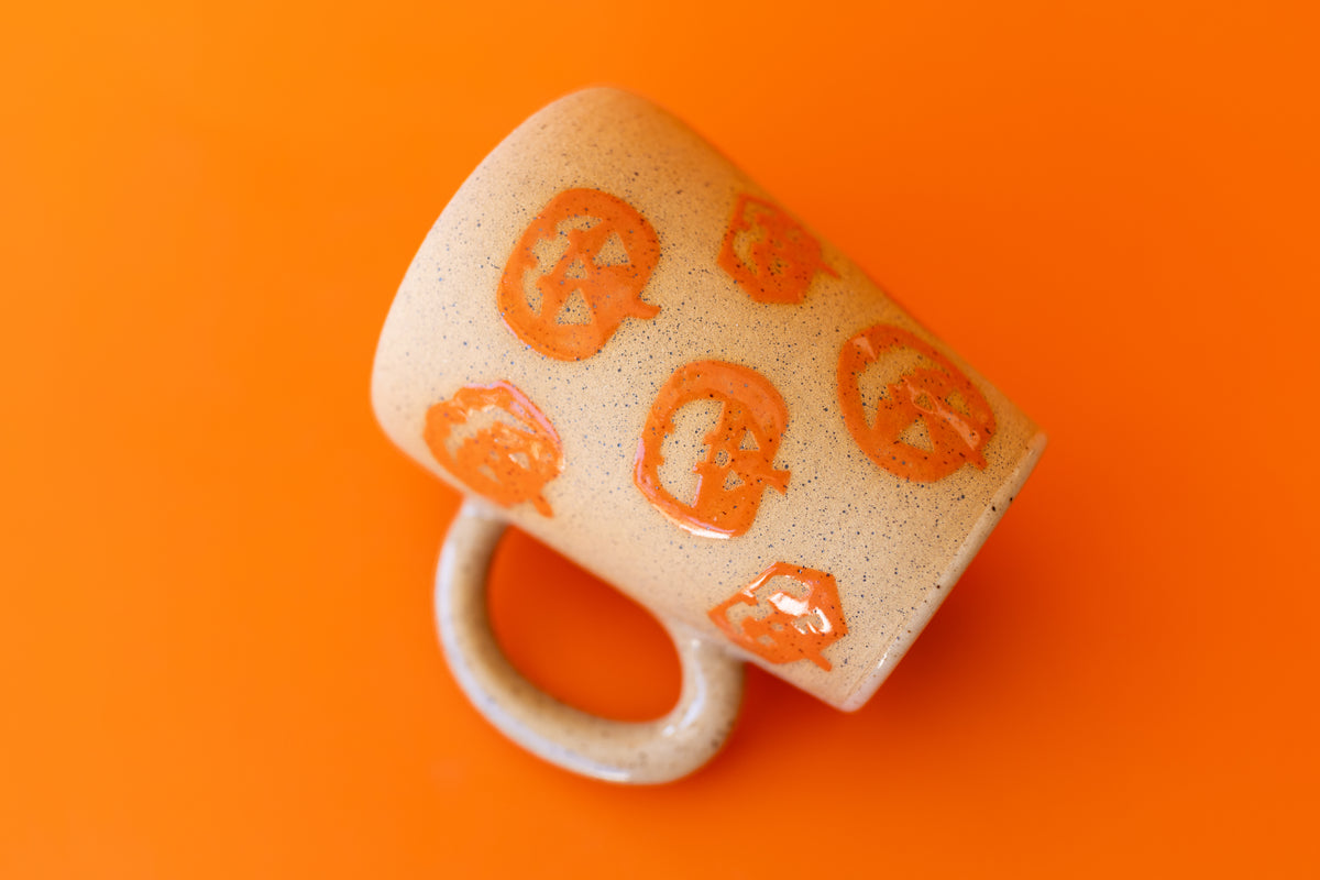 PUMPKIN HEADS MUG