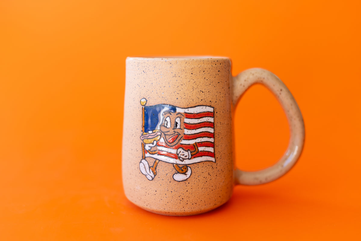 HOT DOG EATING FLAG MUG *XL HANDLE
