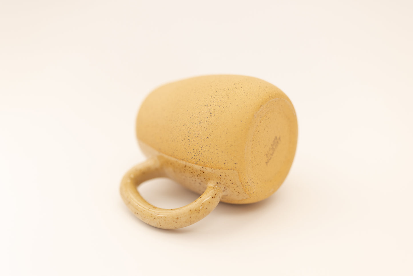 LITTLE LOVE MUG 1/23