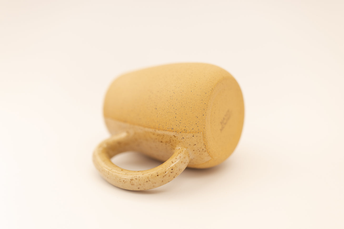 LITTLE LOVE MUG 9/23