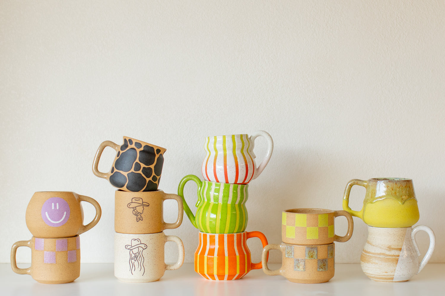 MUGS & CUPS