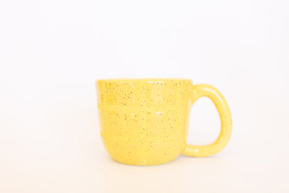 MUG 43/86 YELLOW MONOCHROMATIC