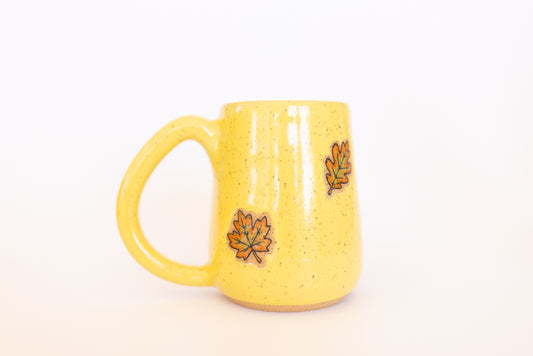 MUG 51/86 FALL LEAVES