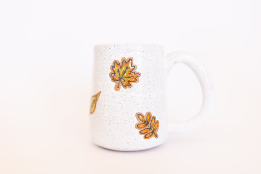 MUG 53/86 FALL LEAVES