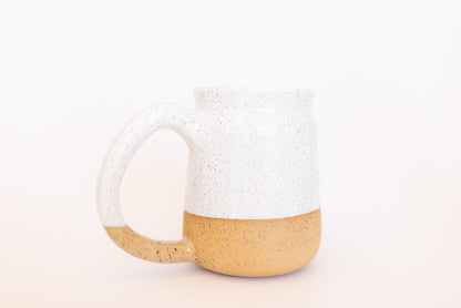MUG 67/86 SKULL COWGIRL