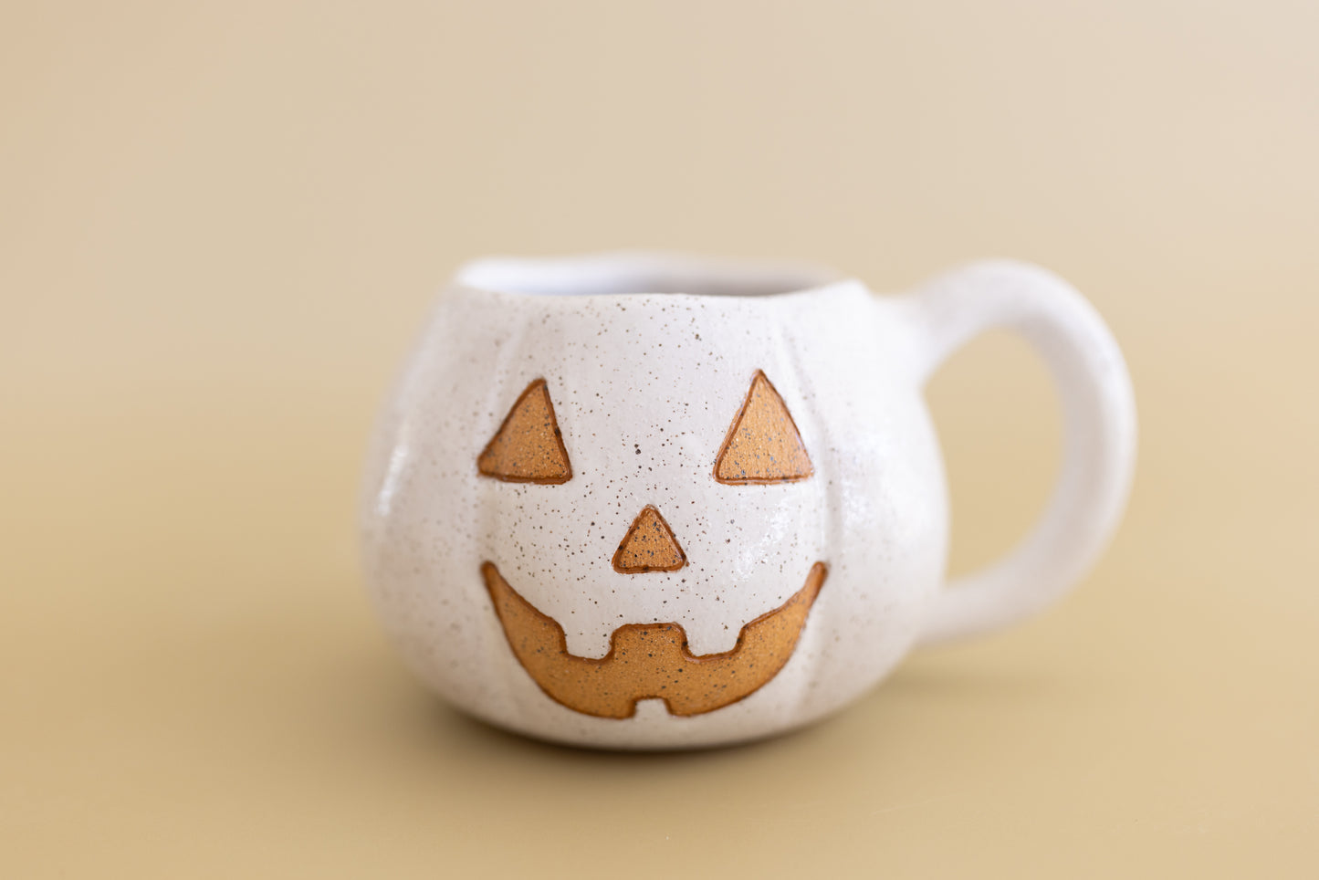 MUG 37/86 PUMPKIN