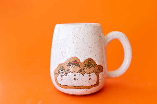 PEANUTS GANG SNOWMEN MUG