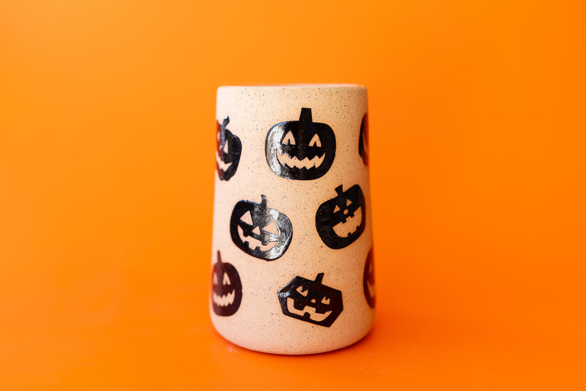 PUMPKIN HEADS CUP