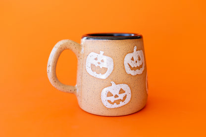 PUMPKIN HEADS MUG