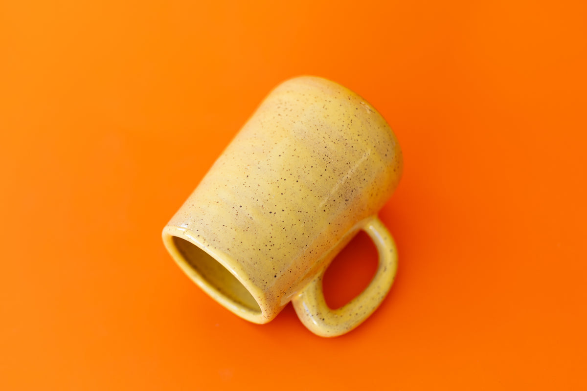 CAT STACK MUG - YELLOW GLAZE
