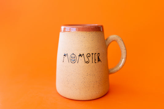 MOMSTER MUG