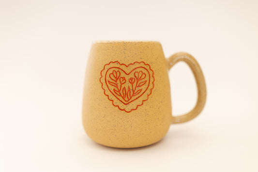 LITTLE LOVE MUG 4/23
