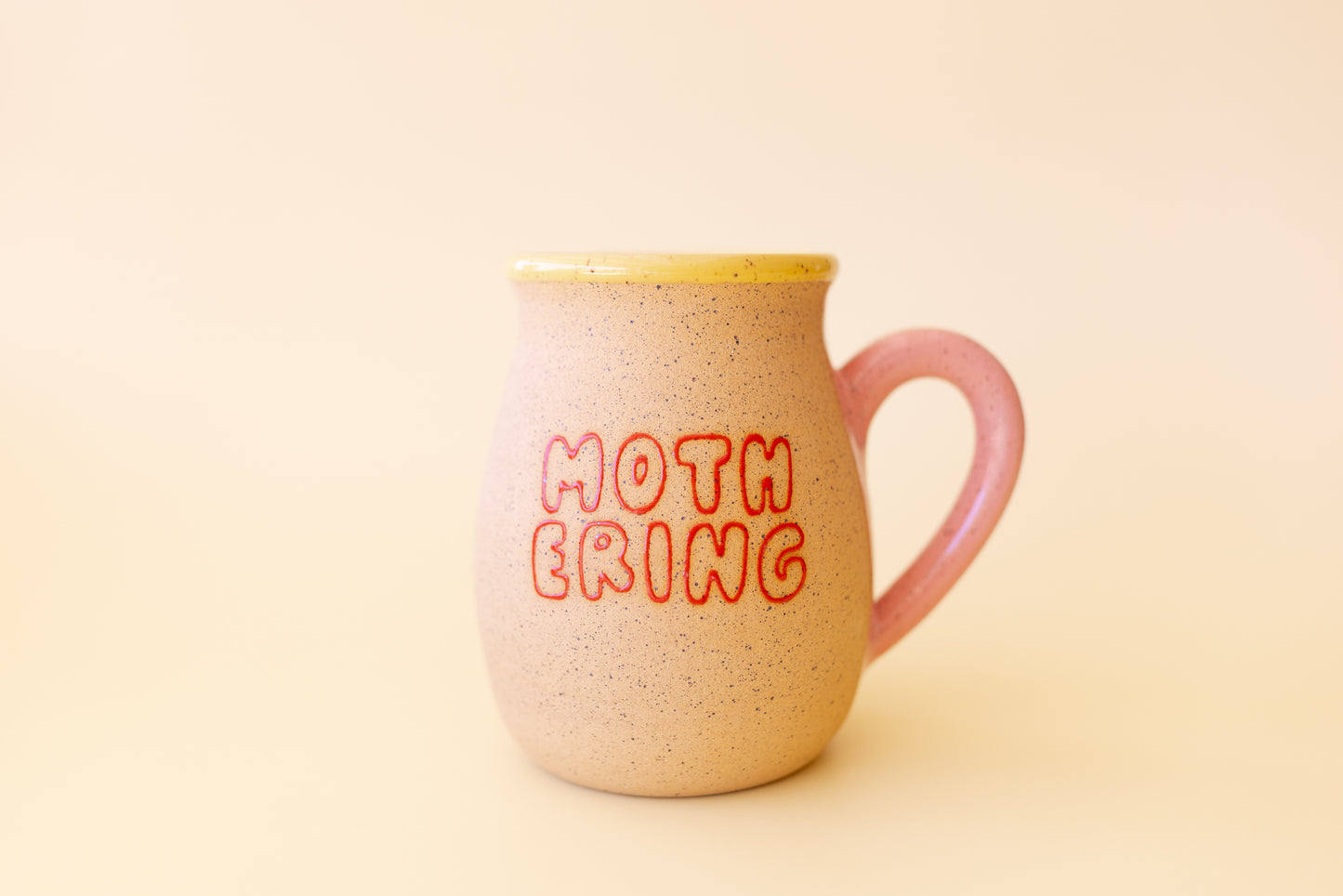 MOTHERING OUTLINE MUG