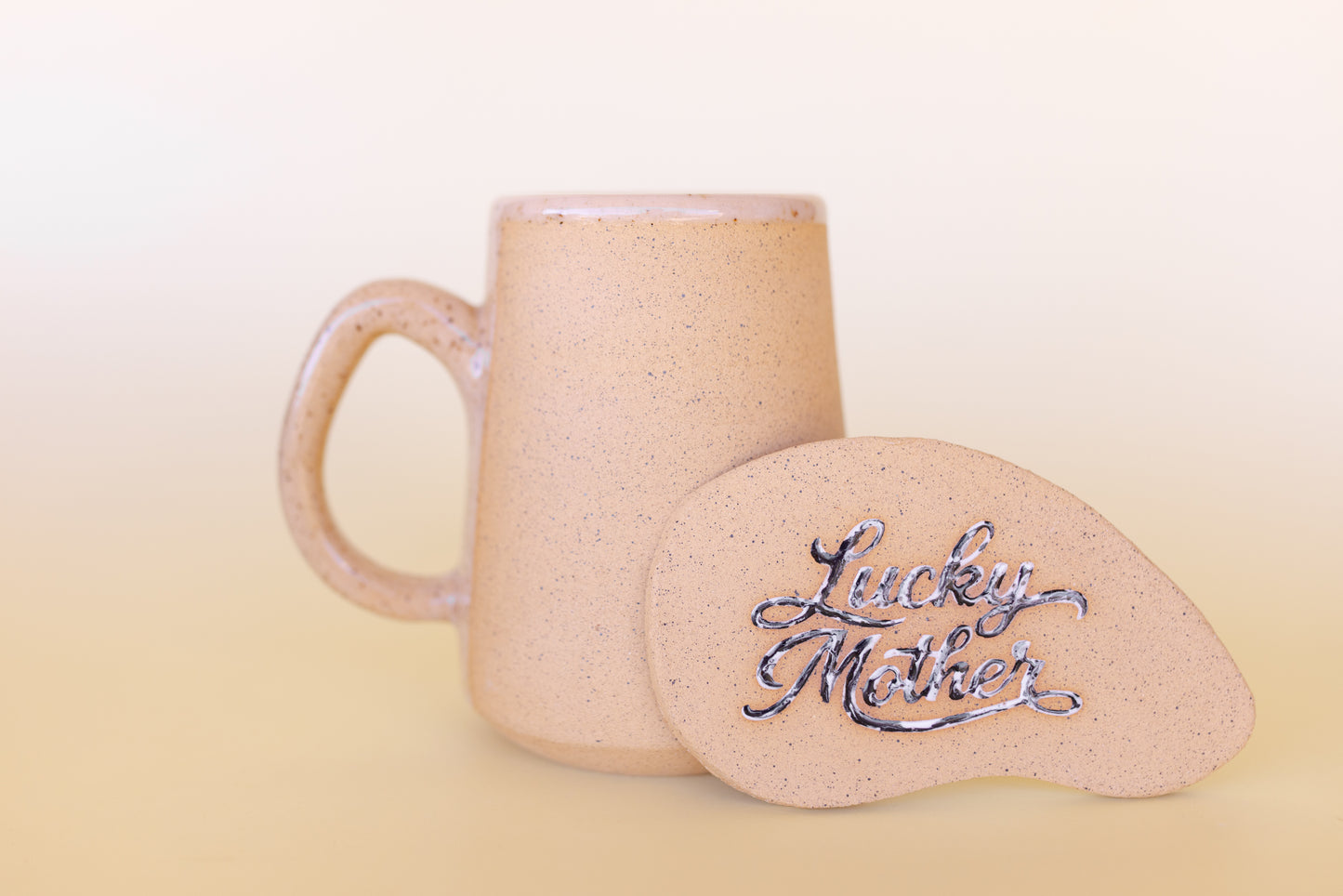 LUCKY MOTHER MUG