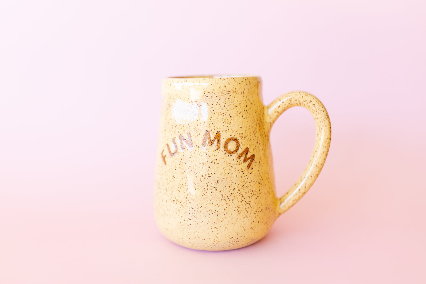 FUN MOM BUTTER YELLOW SPECK MUG